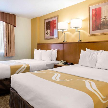Quality Inn & Suites Near The Theme Parks Орландо Екстер'єр фото