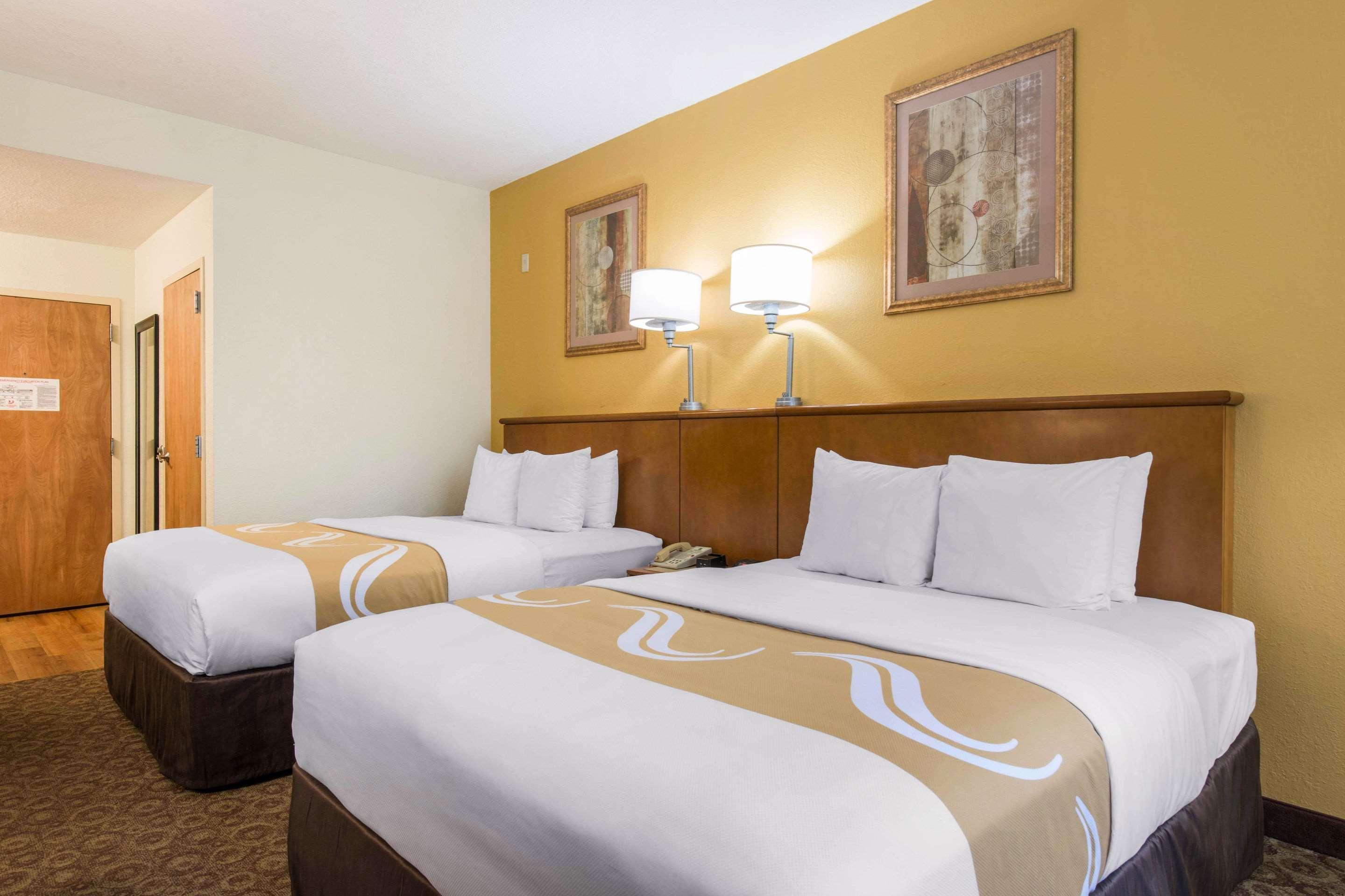 Quality Inn & Suites Near The Theme Parks Орландо Екстер'єр фото