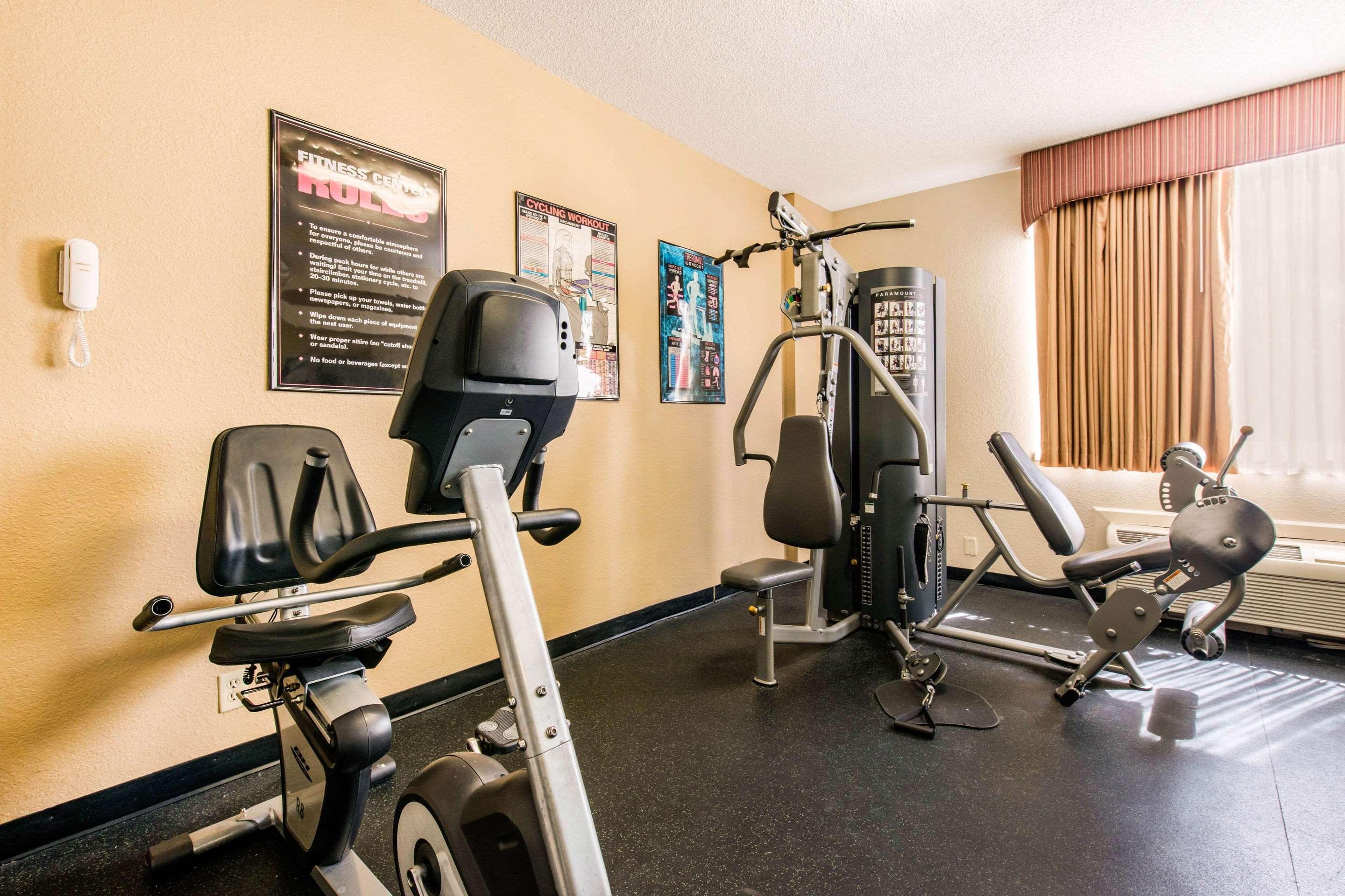 Quality Inn & Suites Near The Theme Parks Орландо Екстер'єр фото