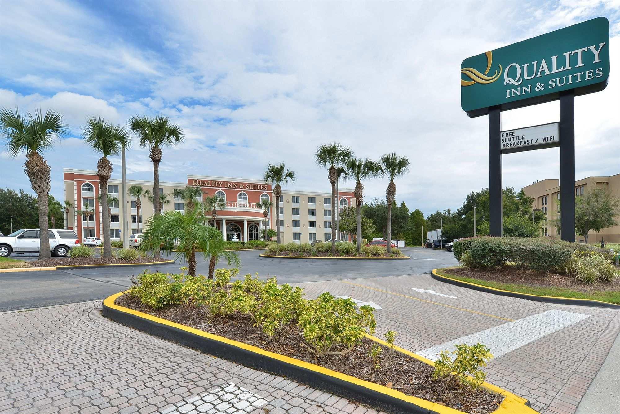 Quality Inn & Suites Near The Theme Parks Орландо Екстер'єр фото